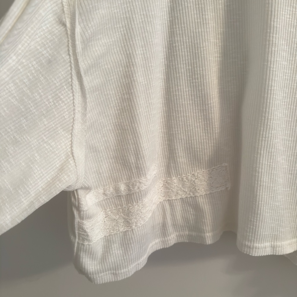 POL Ribbed Crewneck Top - White - Picture 6 of 6